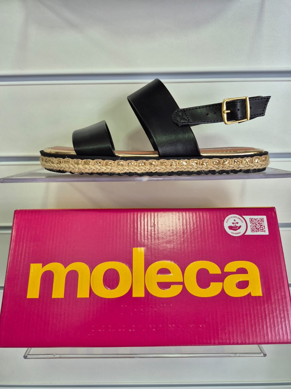 Sandália Moleca 5413.1333 – Conforto, Elegância e Versatilidade no Dia a Dia - Imagem 4